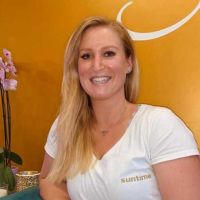Suntime No. 1 Solarium und Sonnenstudio Expertin - Nikoletta